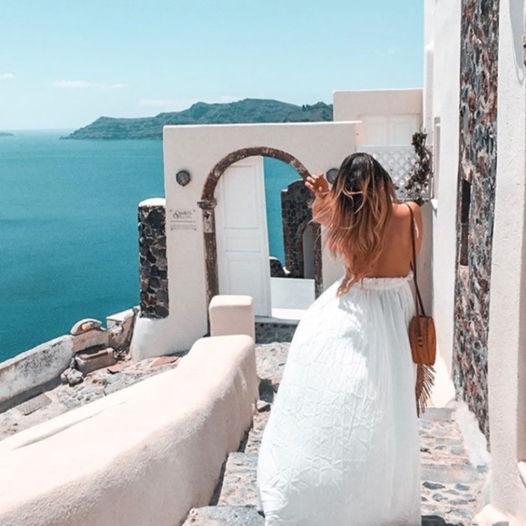 Backless Lace Detail White Maxi Dress - Picture 9 of 17